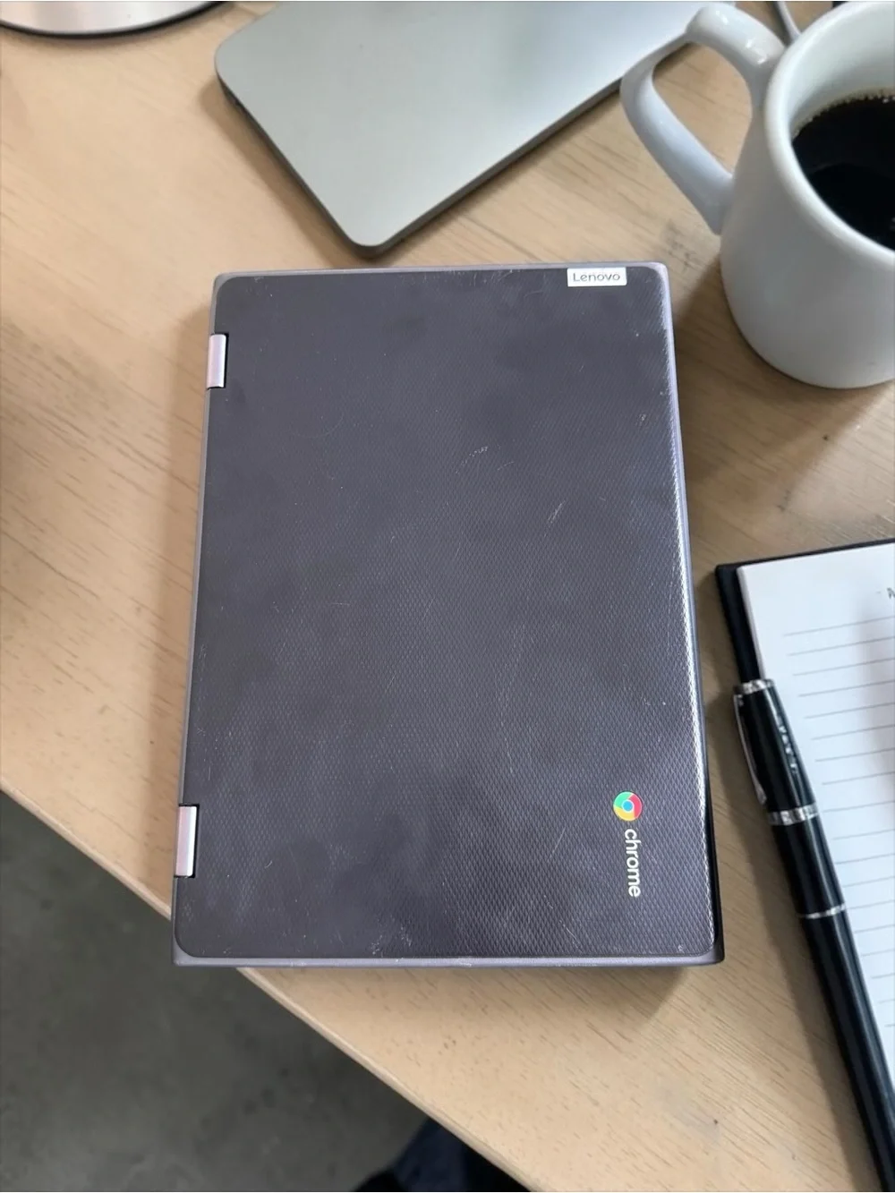 2019 2 in 1 Lenovo Touchscreen Laptop/Tablet Fully Tested